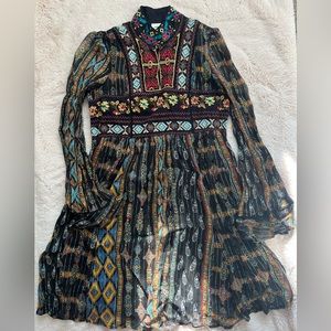 Anthropologie Akemi + Kin Elina Embroidered Mini Dress Cross Stitch size 2